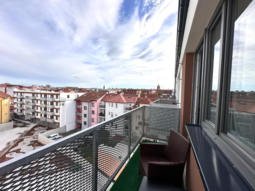 Sky 501 * Plzen